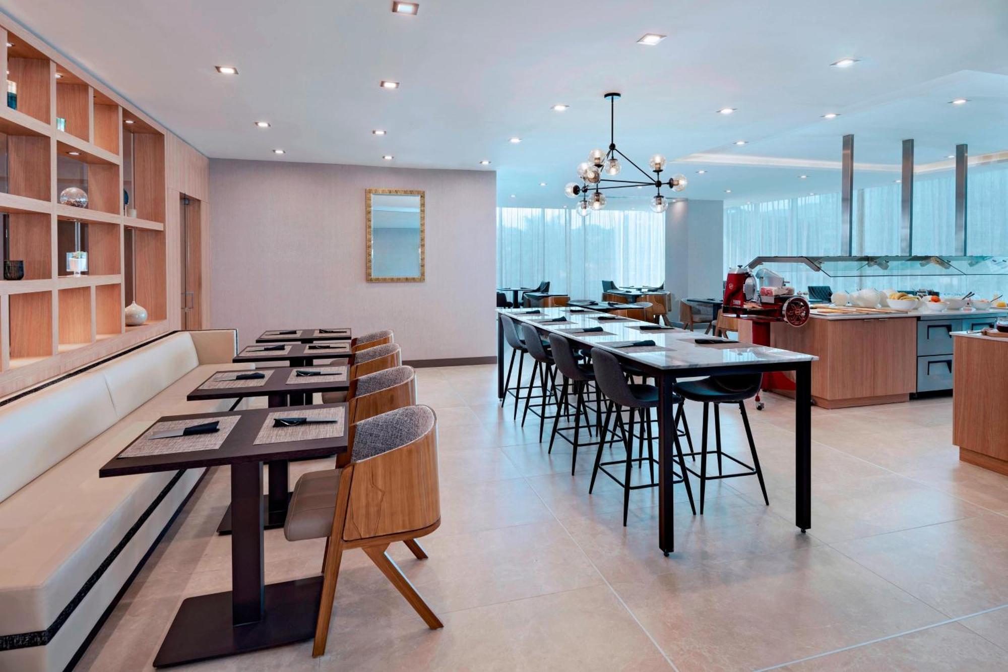 Ac Hotel By Marriott San Jose Escazu Exterior photo